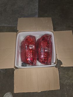 TALL LIGHT BRENT LED BRAND NEW FOR TOYOTA TUNDRA 2015/2020