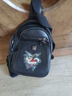 Ed hardy Woman's Cross Body Bag