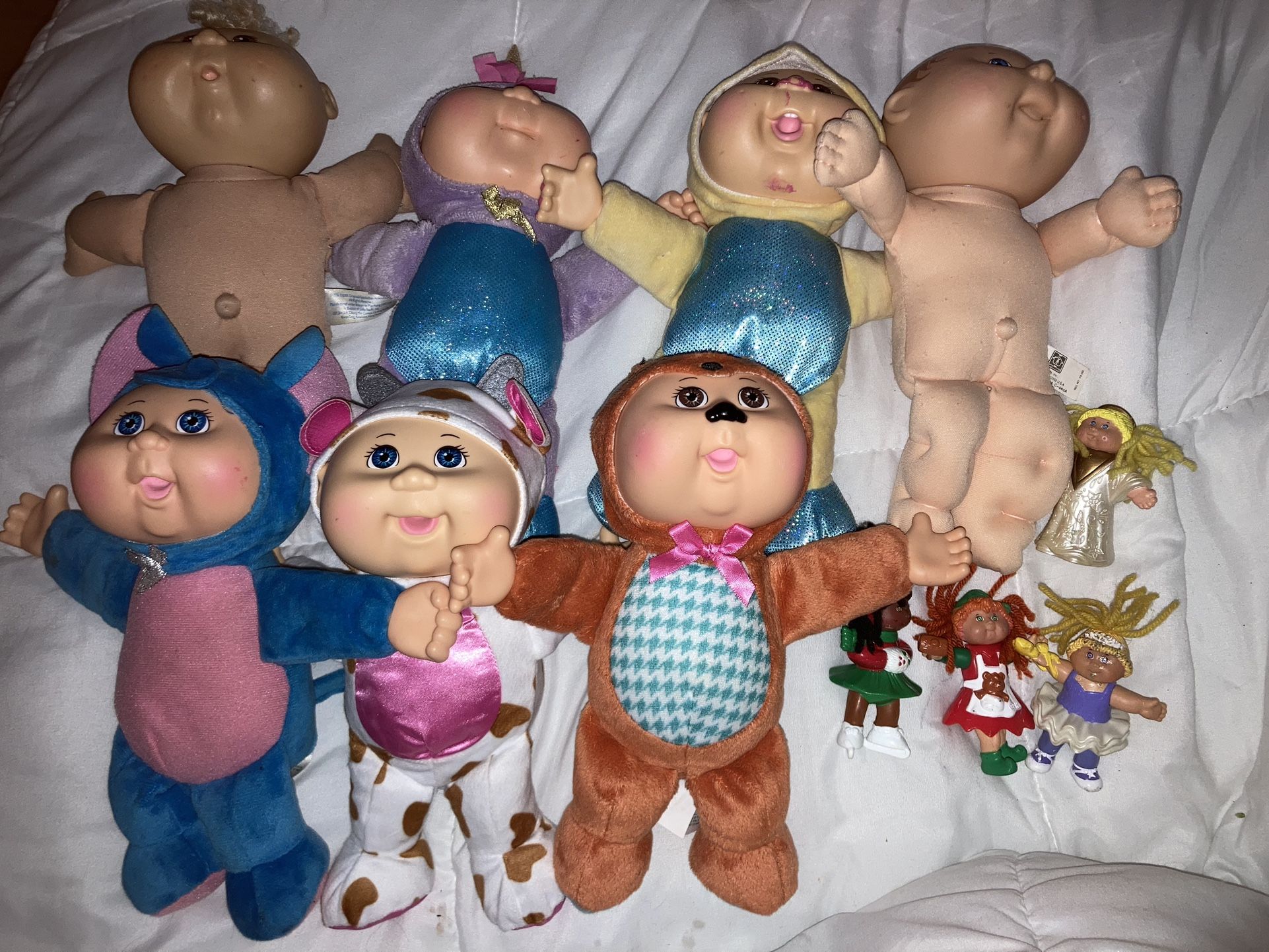 Cabbage Patch Kids large lot of 7 Animals Dolls & 4 Vintage Figures.