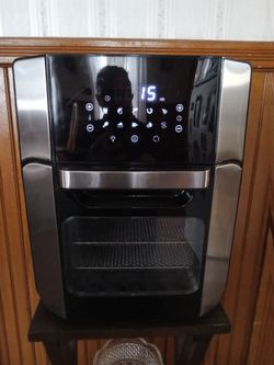 PowerXL Airfryer  With Cookbooks & Accessories 