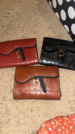 3 pcs Luxury wallet + free random gift