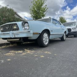 1975 Ford Mustang