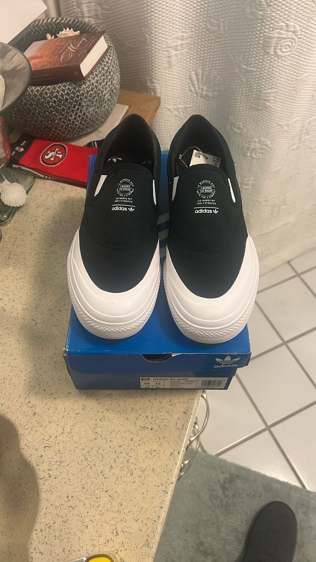 Woman’s Shoes 10 Adidas