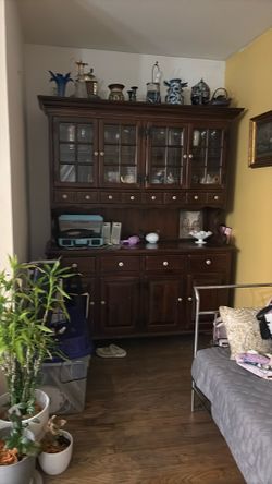 Ethan Allen Hutch