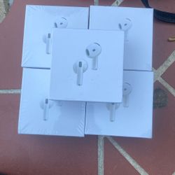 AirPod 4s