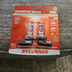 9006 Silverstar Ultra Headlights