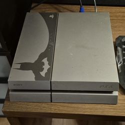 Sony PlayStation 4 Batman Arkham Knight Edition Plus Controllers And Games