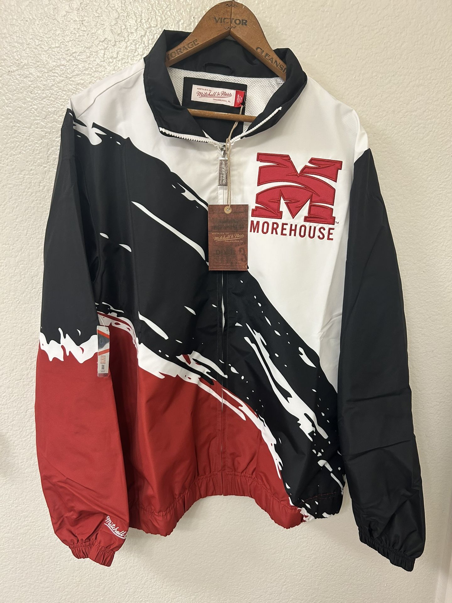 BNWT MOREHOUSE COLLEGE SPLASH JACKET