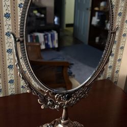 Tabletop Decorative Makeup Mirror With Metal Stand