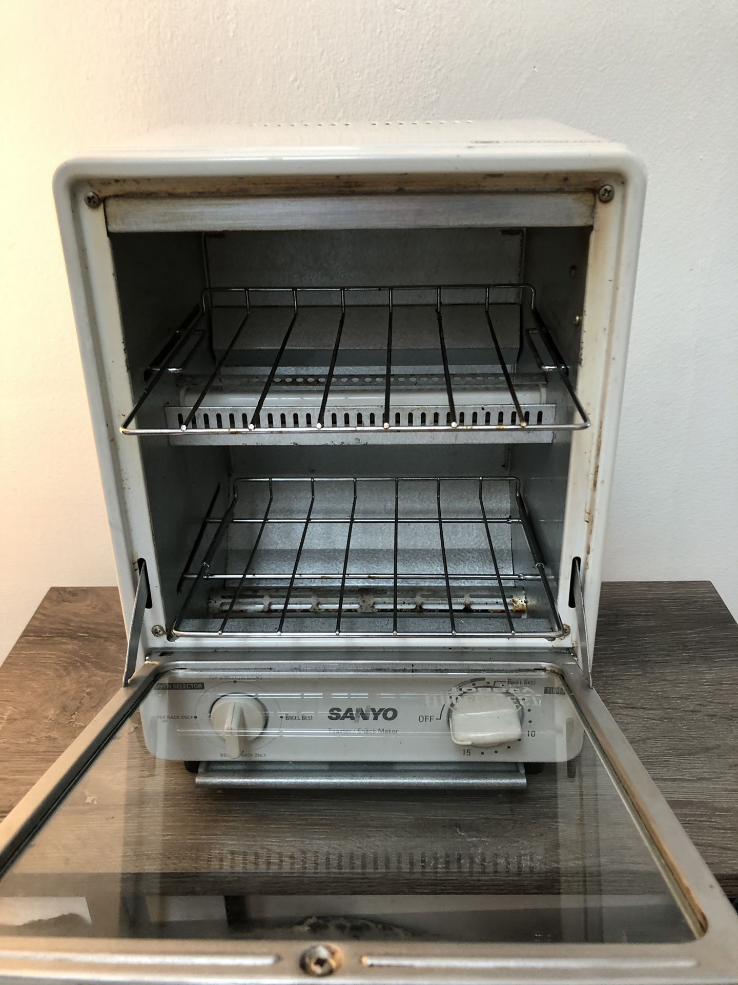 Dash Mini Toaster Oven for Sale in Phoenix, AZ - OfferUp