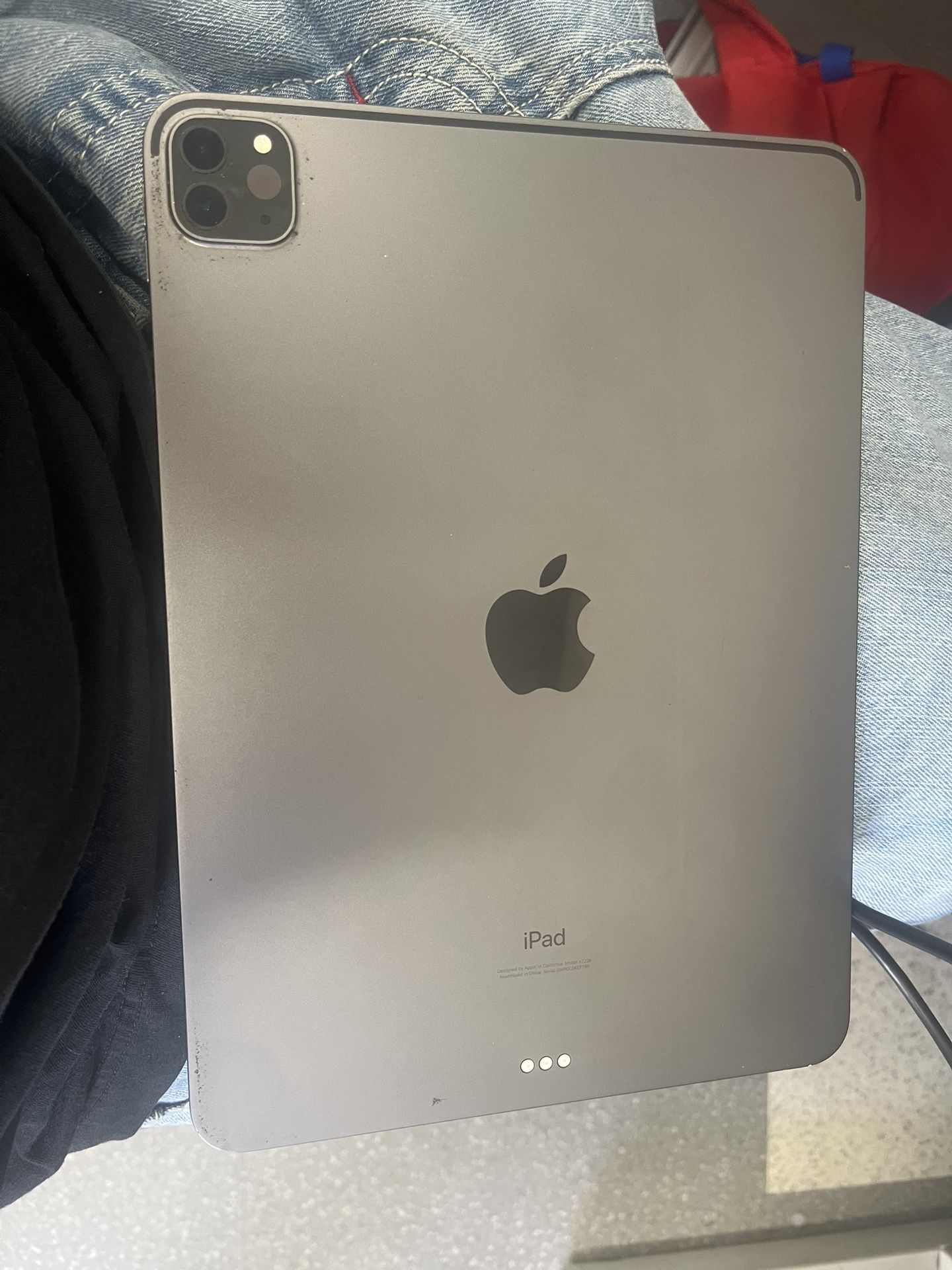 iPad Pro 12.9 5th Gen