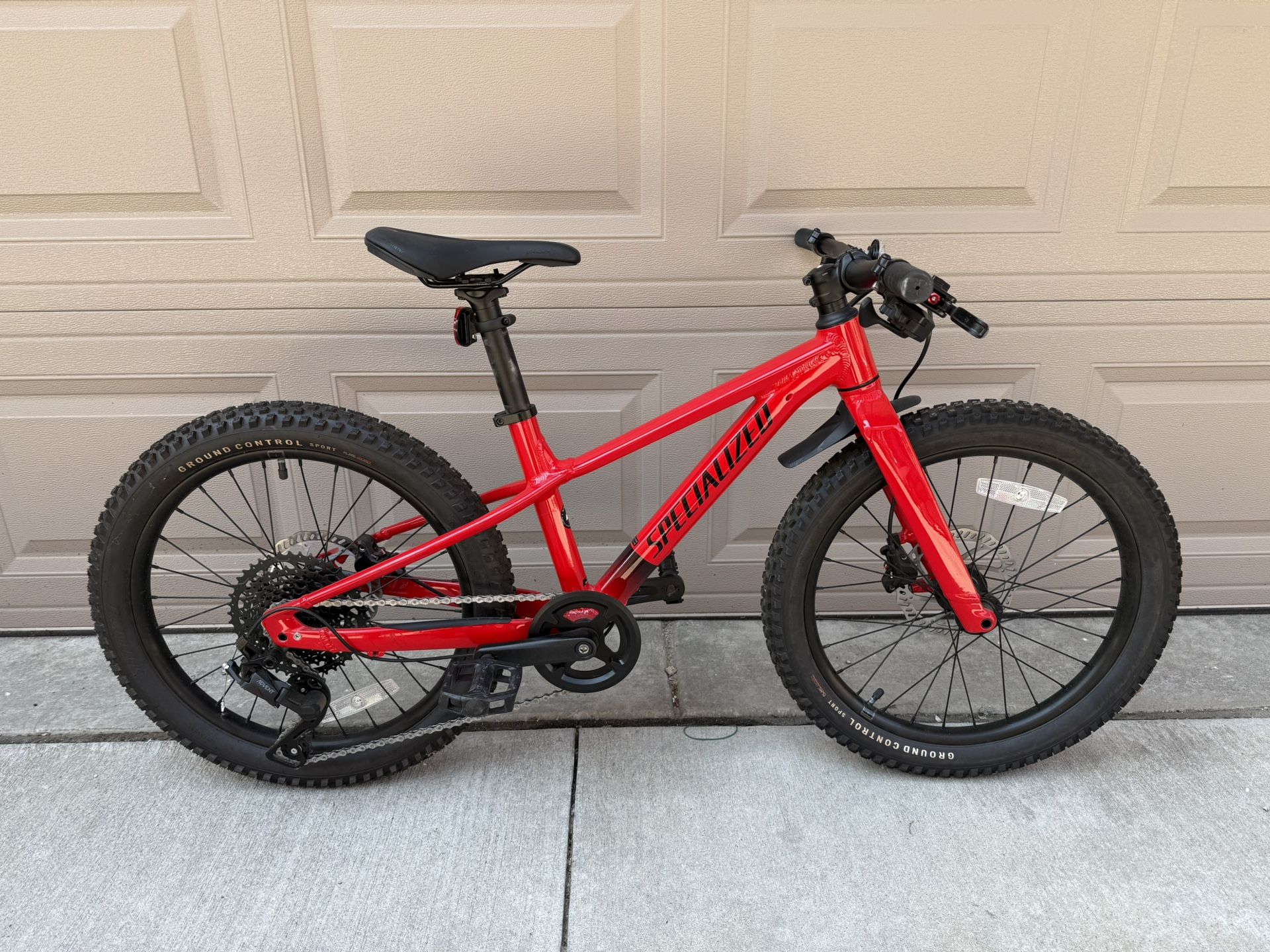 20” Specialized RipRock 20 Youth Bike