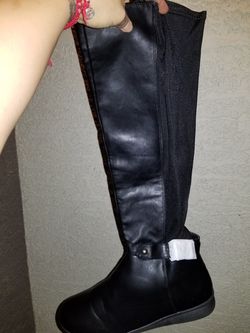 Black Boots