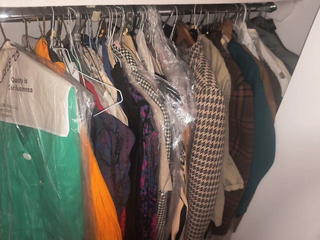 Woman Clothing bags jacket Dresses Stoop apartment sale