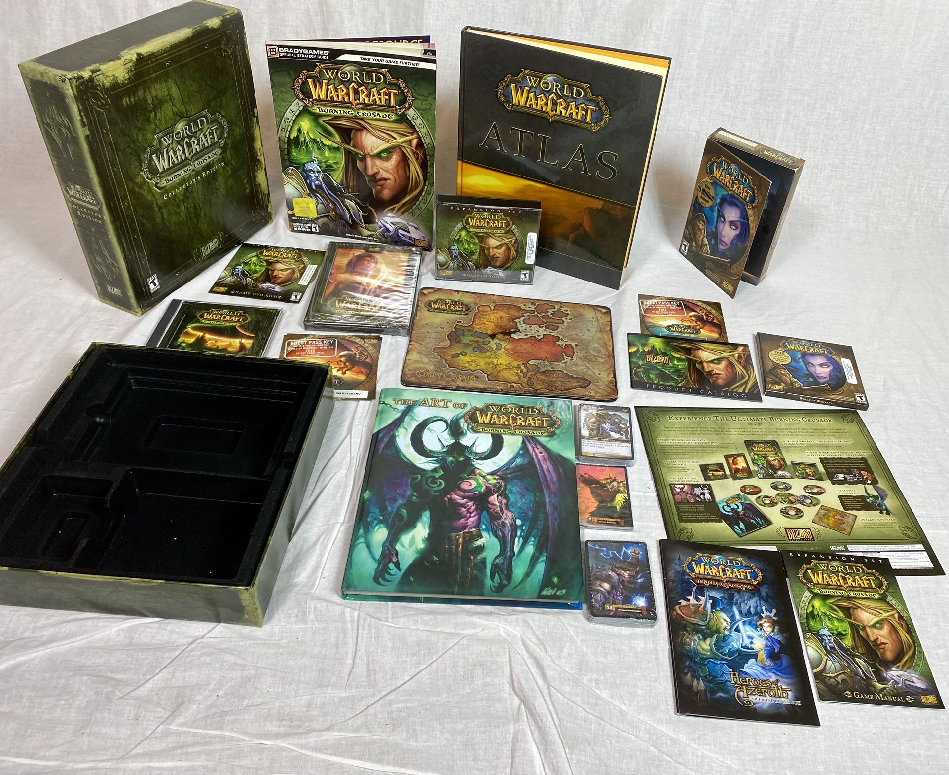 World of Warcraft Burning Crusade Collector's Edition CIB Sealed Cards + Extras