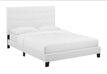 QUEEN SIZE BED