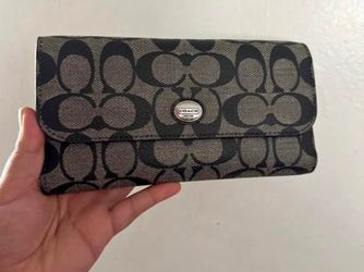Couch Wallet