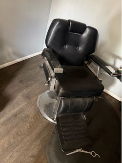 Barber chair