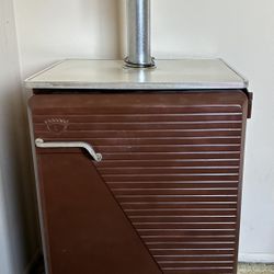 Vintage Kegerator (Refrigerator Beer Tap), for Restoration 