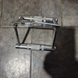 V Bar Pulley Attachment