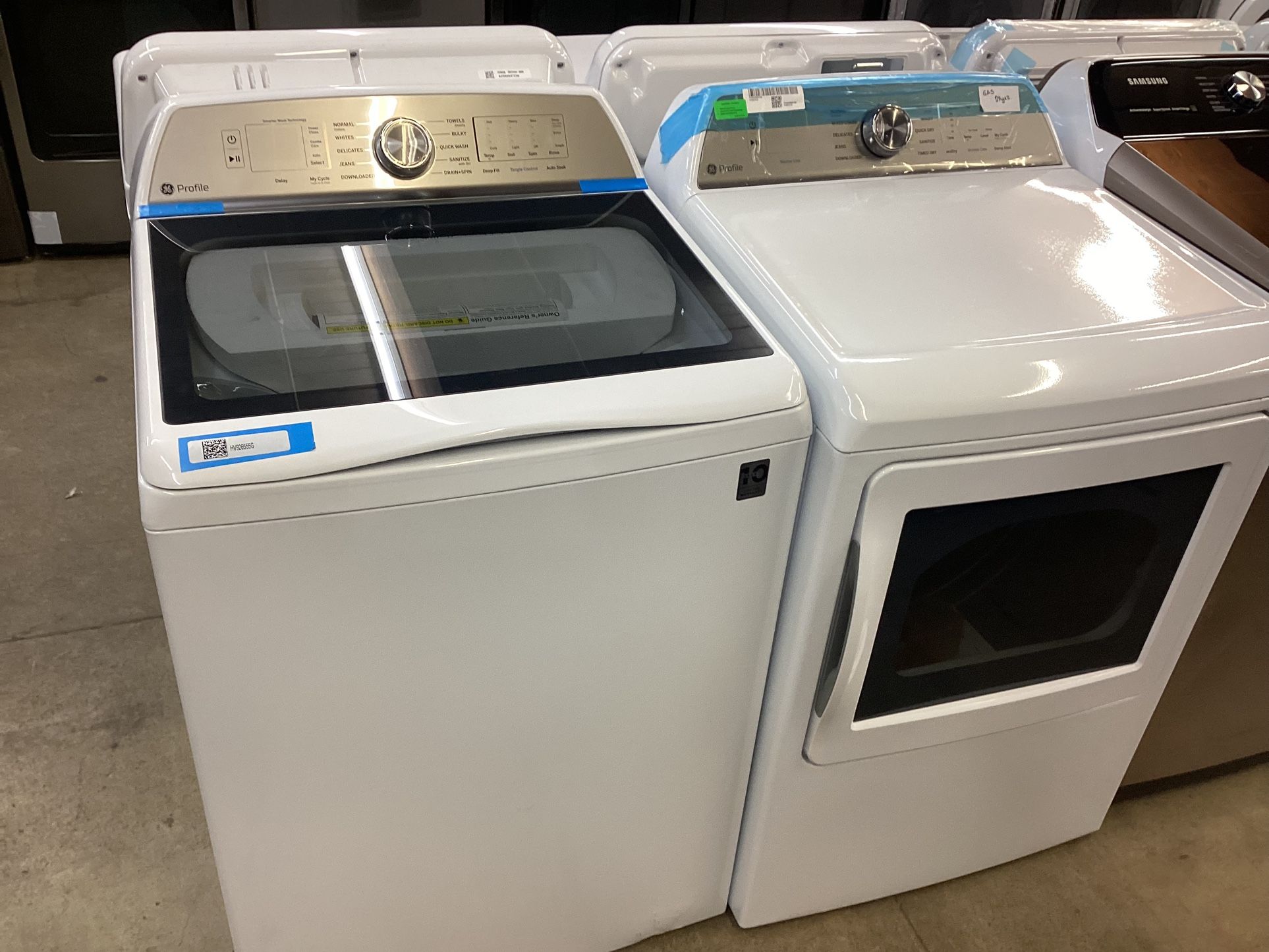 GE Washer And Dryer Set Gas New Scratch And Dent 