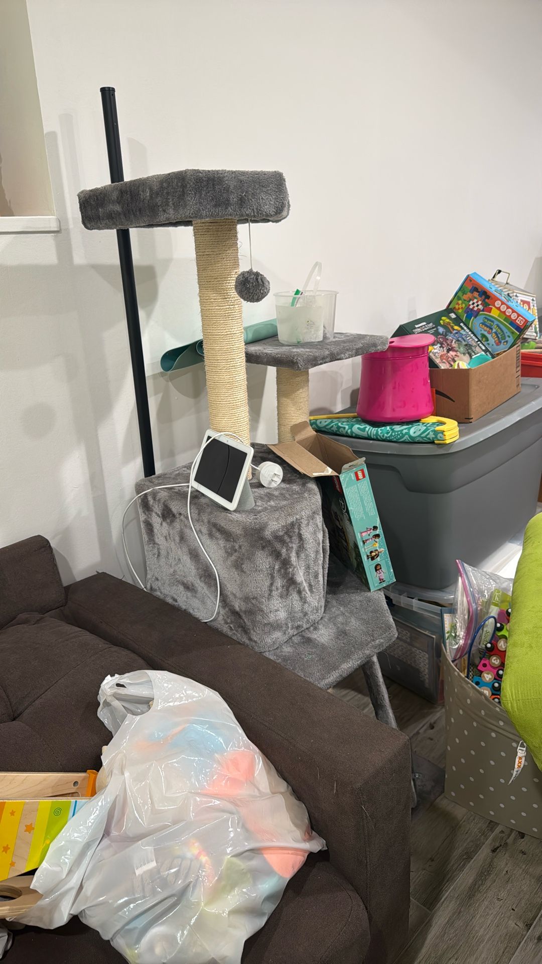 Cat Play Treehouse