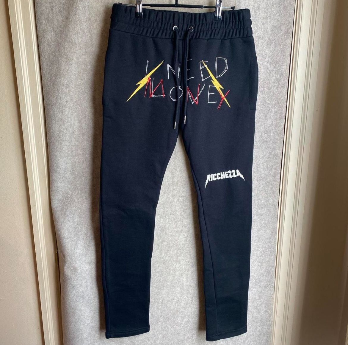 NWT Ricchezza “Love Hurts Money Heals” Men's clothing