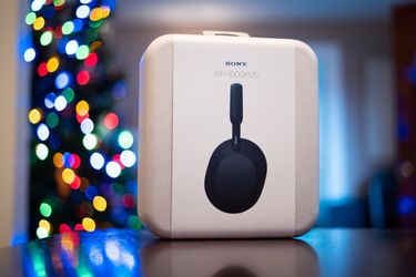 Sony WH-1000 MX5 Premium Wireless Headphones 