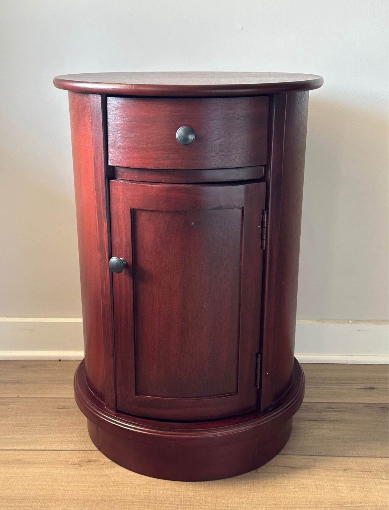 Vintage Wooden Round End Table, Cherry Walnut (Brand New)