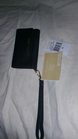 Michael kors cell phone wallet
