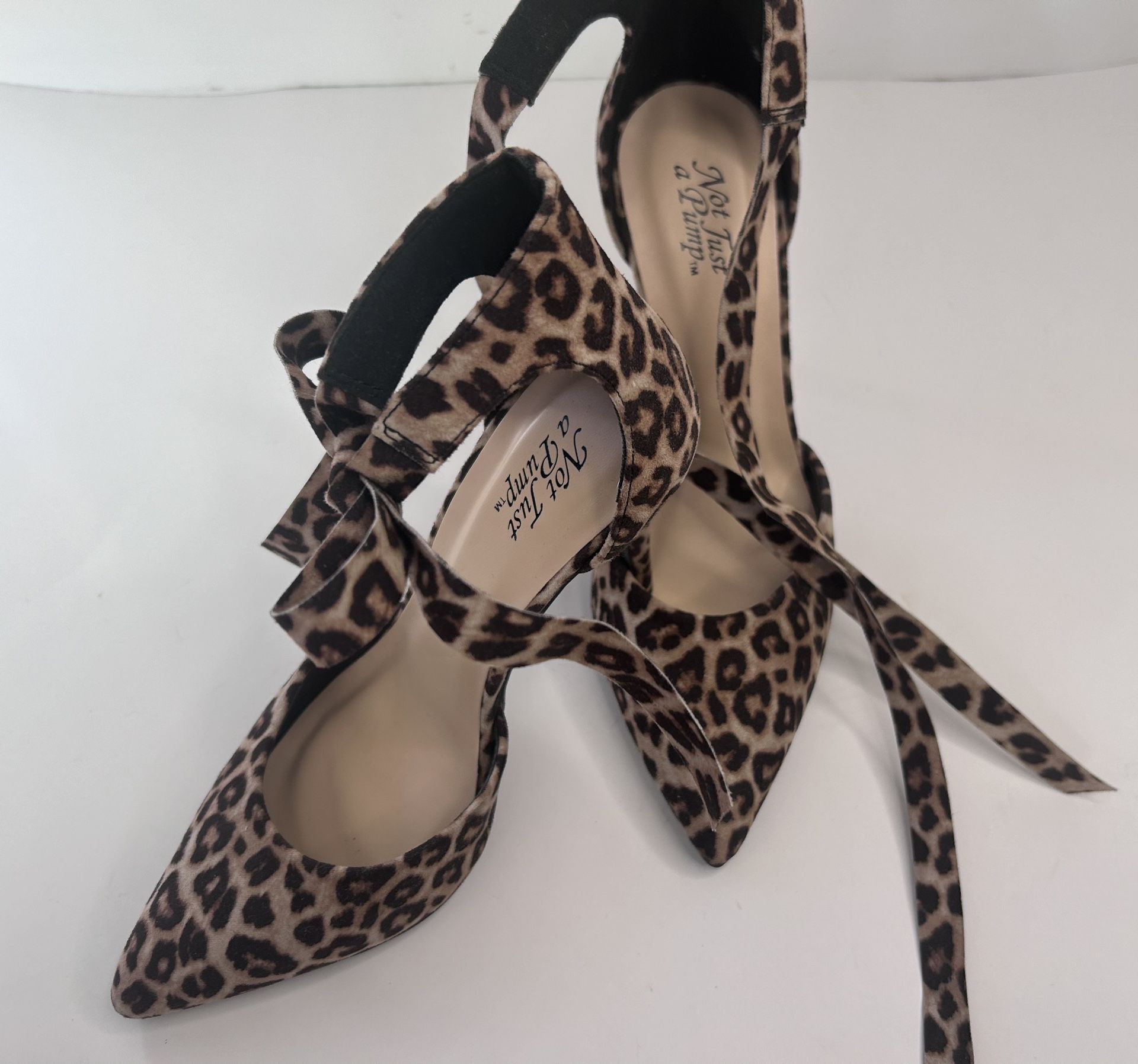 Classy Leopard Heels - New