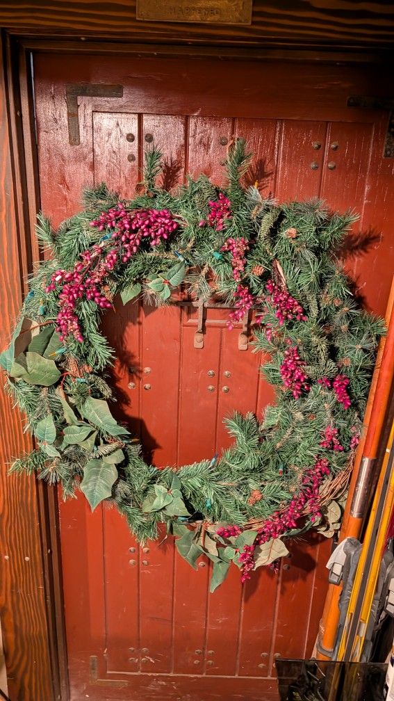 Beautiful Wreath Christmas Door Ornament 36" Faux Xmas Decoration