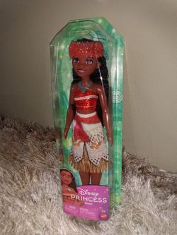 Brand new princess doll read the full description below