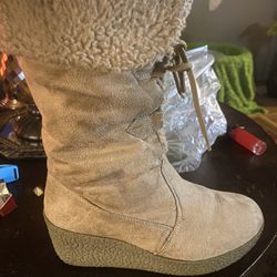 Women’s boots