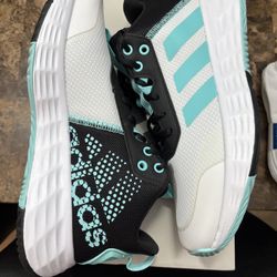 Adidas ownthegame 2.0 sz 9.5