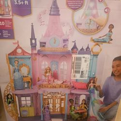 Disney Princess Castle /  Castillo De Princesas De  Disney 