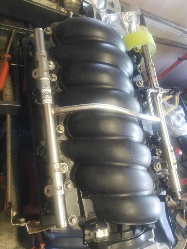 Ls LS3 Intake Manifold Complete 92mm Throttle Body for Sale in Norwalk