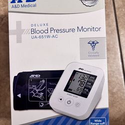 Brand  New  B & M deluxe blood pressure minor