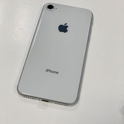IPhone 8 64GB Fully unlocked 