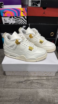 Jordan 4 metallic gold