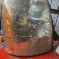 2007 CADILLAC ESCALADE HEADLIGHTS FOR SALE