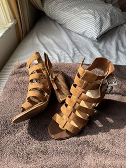 Women’s Strappy Block Heel Sandals – Size 8.5 – Like New