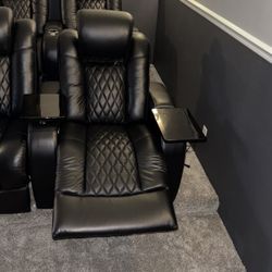 6 Movie Theatre Chairs 
