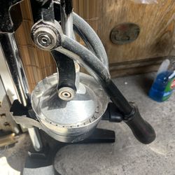 Manual Citrus Juicer 