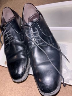 Robert Wayne "Alfred" Men’s Plain Toe Derby Shoes Black Size 10.5 — Pre-Owned Skater Grunge Punk Preppy Classic Oxford Suit Tailored Wedding