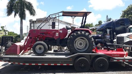 2006 TRACTOR MAHINDRA