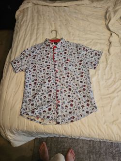 SPIDER-MAN button up from DCA.  MENS LG
