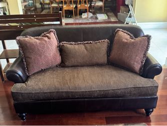Loveseat