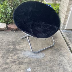 Folding Saucer Chair