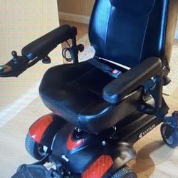 TITAN Electric Mobility Chair w/new Batteries & charger